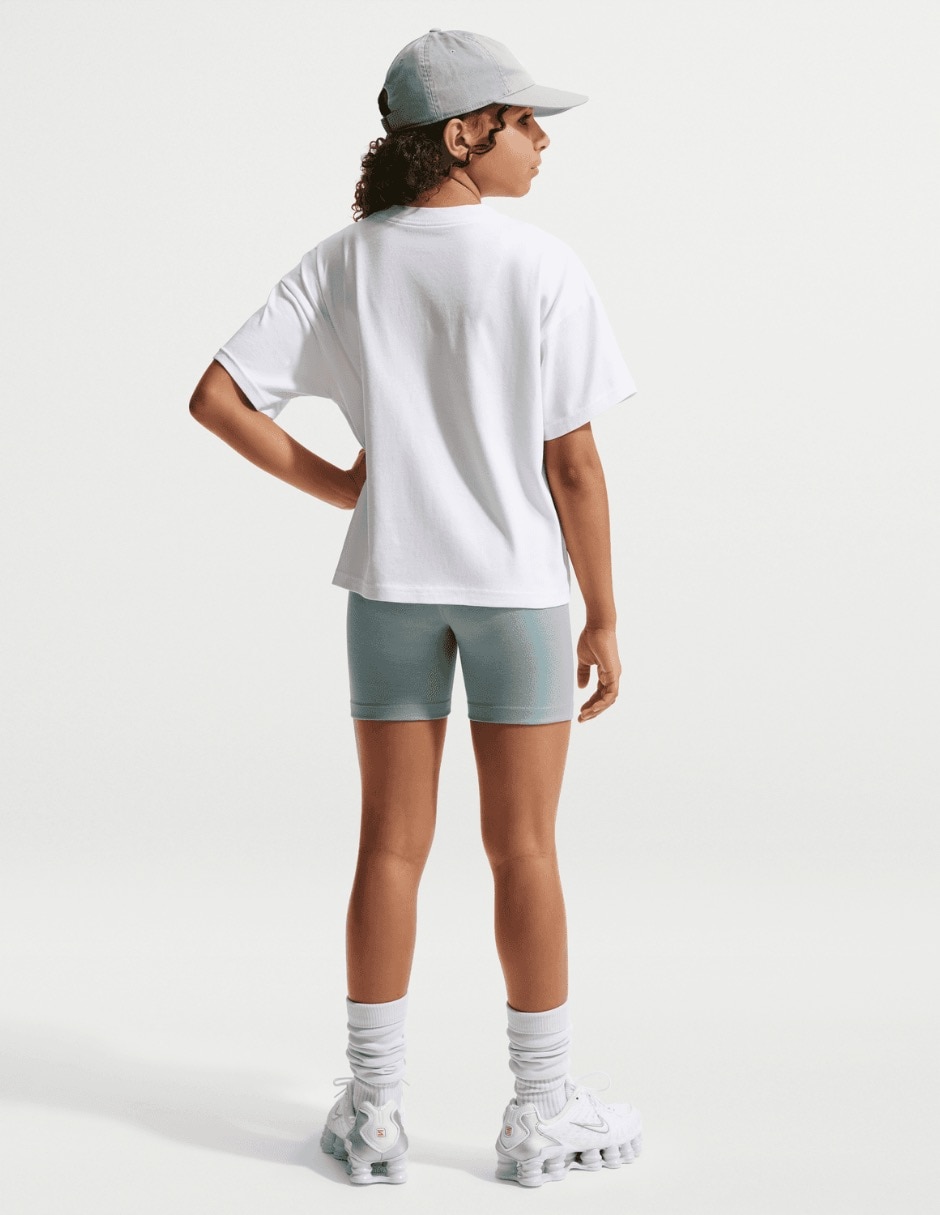 Playera nike g nsw tee oc boxy bear manga corta para niño