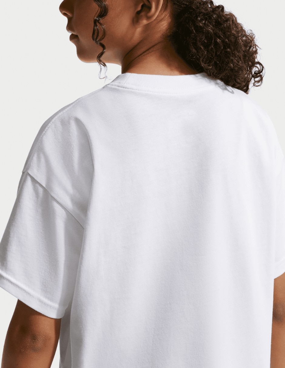 Playera nike g nsw tee oc boxy bear manga corta para niño