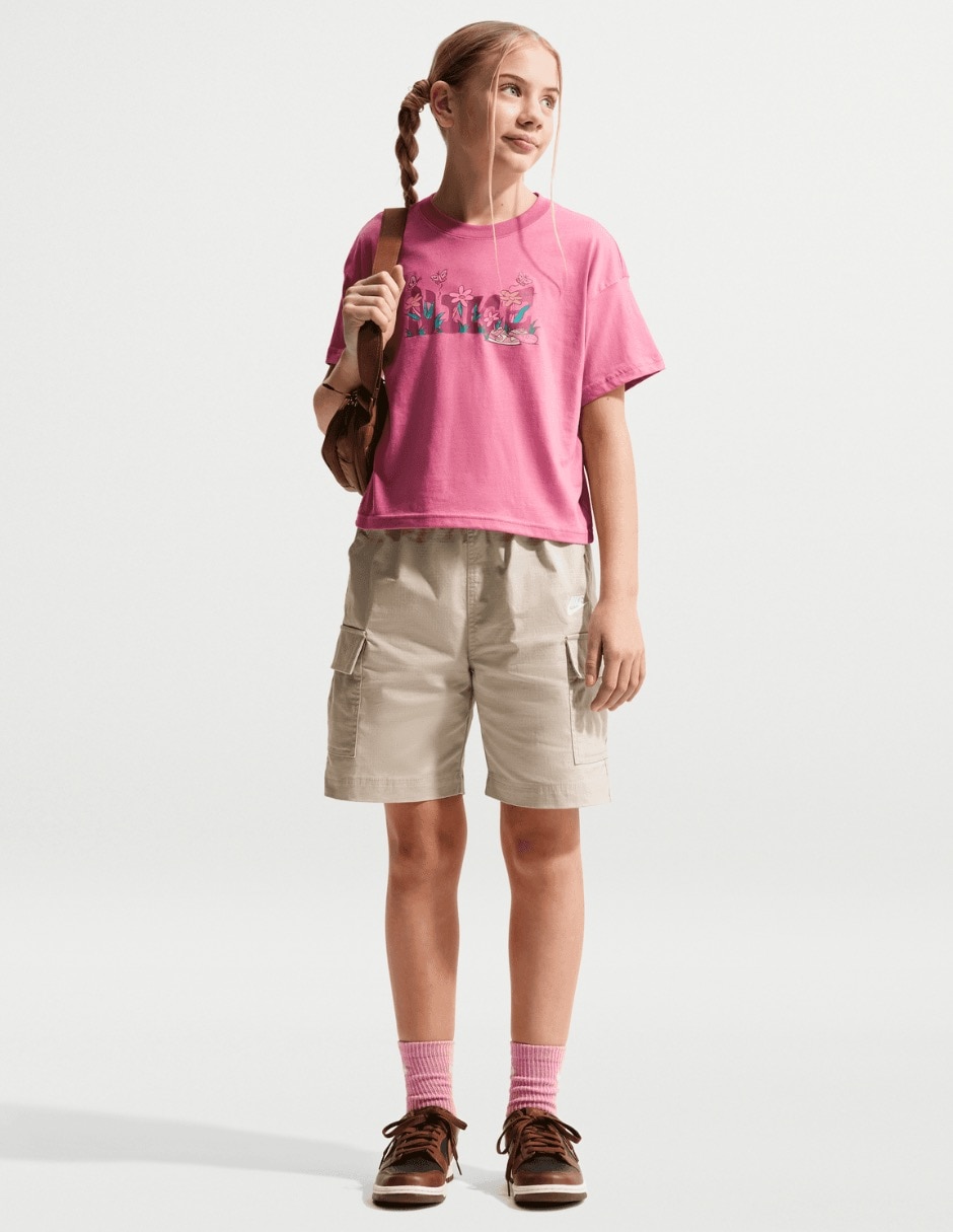 Playera g nsw tee oc boxy camp manga corta para niño Playera g nsw tee oc boxy camp manga corta para niño