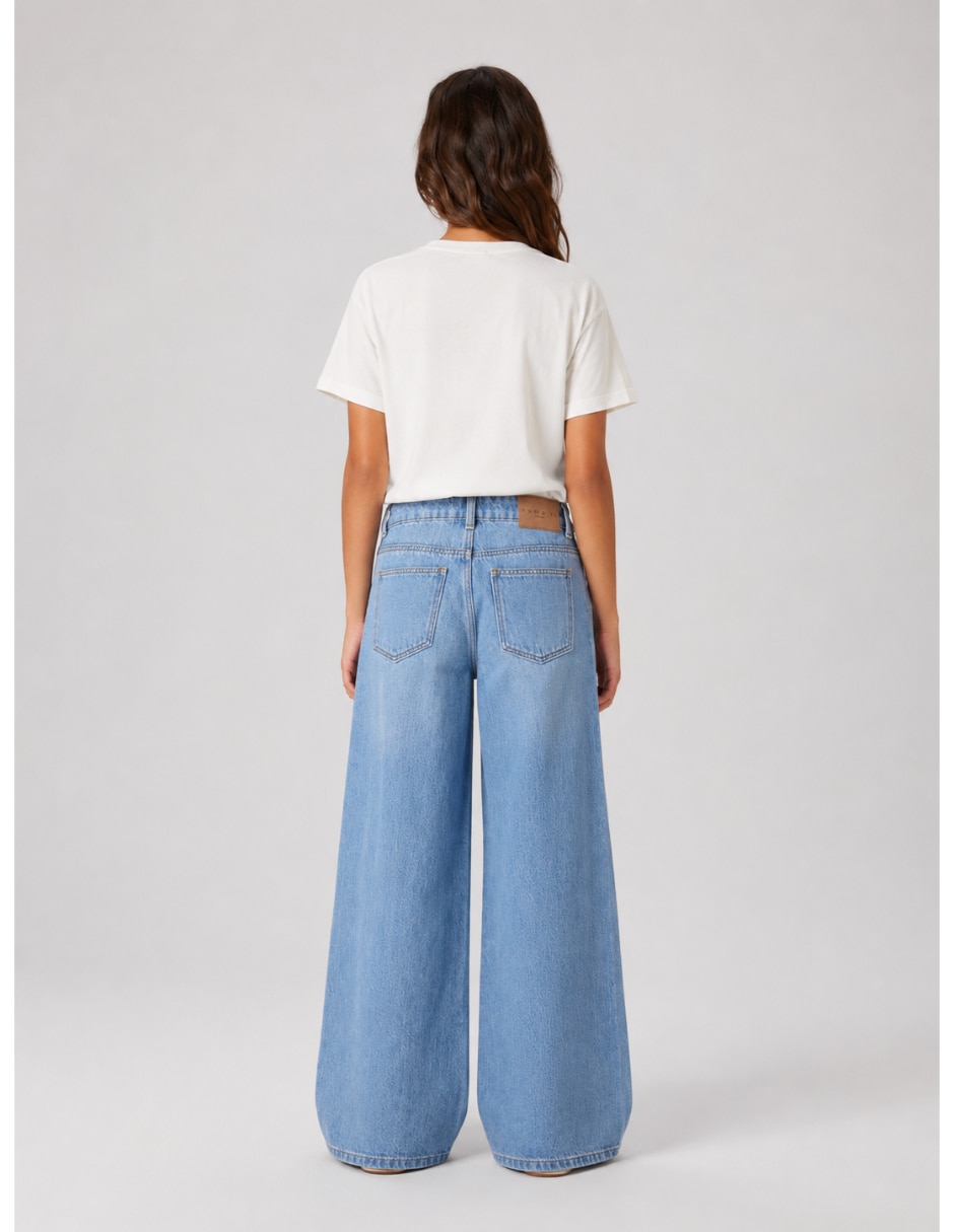 Jeans wide leg deslavado para niña